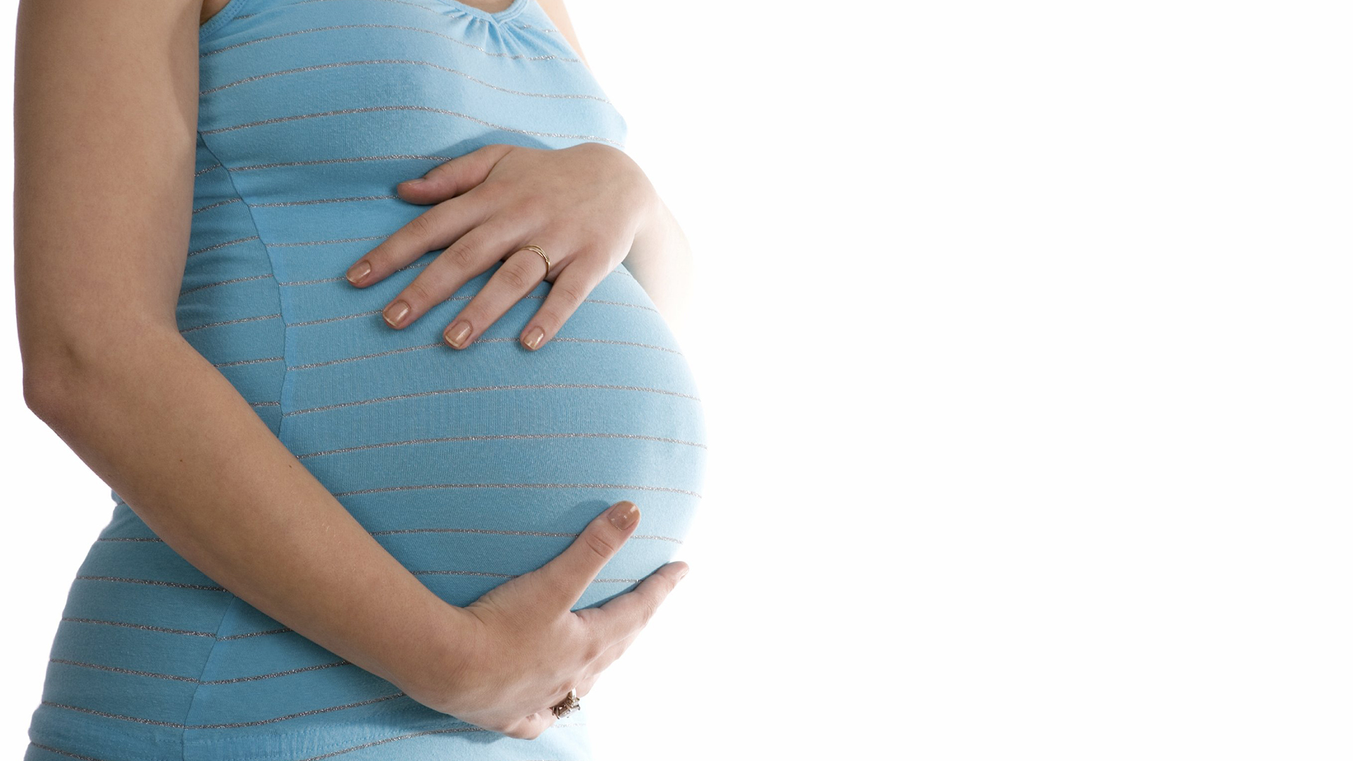 دراسة: استئصال الزائدة الدودية واللوزتين تزيد من فرص حمل المرأة