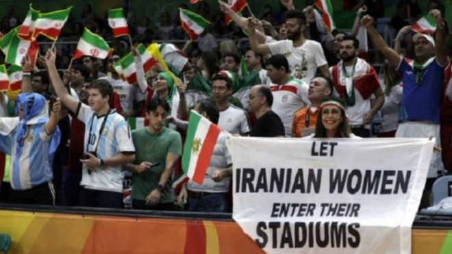 أمن ”ريو” يجبر إيرانية على مغادرة المدرجات