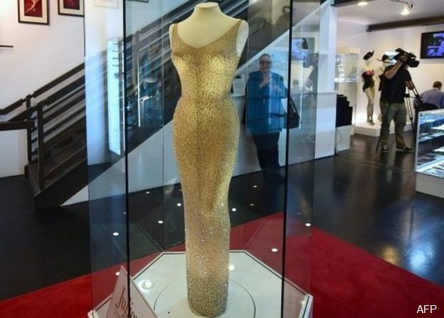 بيع فستان لمارلين مونرو مقابل 4.8 ملايين دولار