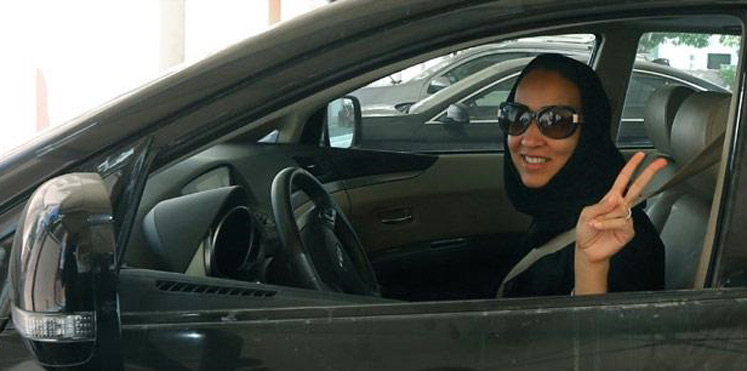 جدل حول ”إلغاء قيادة المرأة” في السعودية