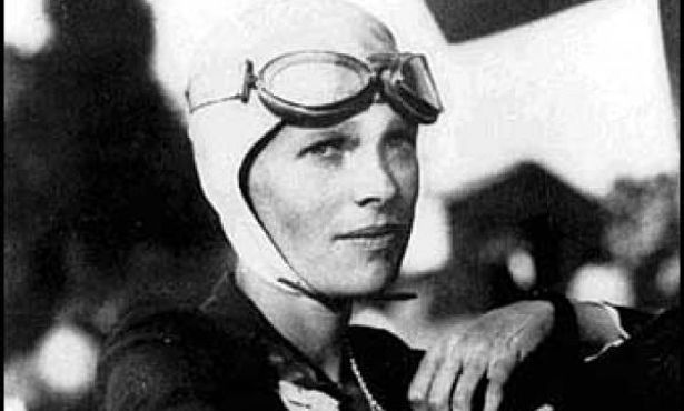 ”إميليا إيرهارت” امرأة ثبّتت أقدام النساء في الطيران