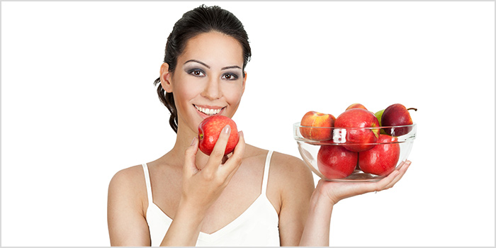 7 فوائد للتفاح على البشرة والشعر