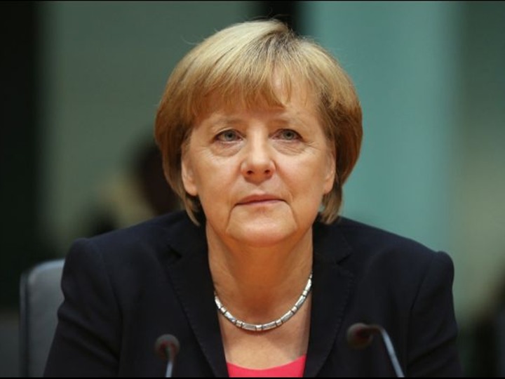 المستشارة الألمانية تدعو لوقف المجازر في سوريا