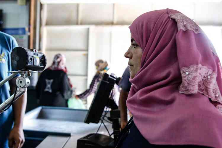 الأمم المتحدة للمرأة: التكنولوجيا لمساعدة اللاجئين