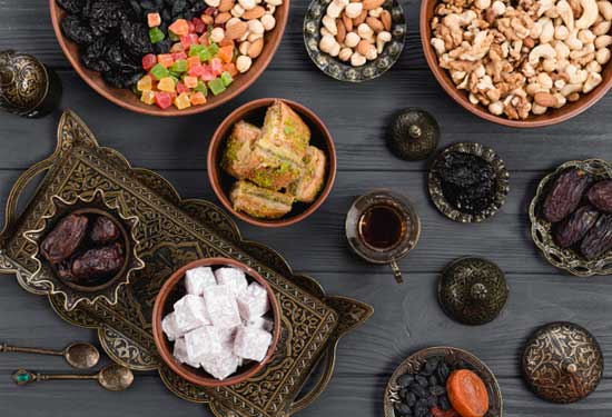 منيو أول يوم رمضان لإفطار شهي وسحور مختلف