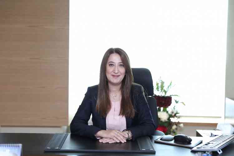 داليا الباز أول سيدة مصرية تتولى نائب البنك الأهلي