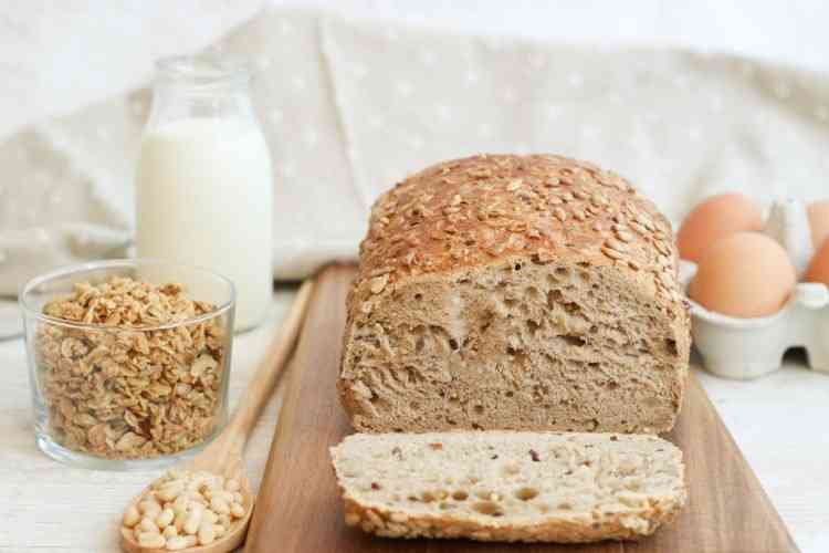 طريقة عمل خبز اللوز بوصفات تناسب نظامك الغذائي